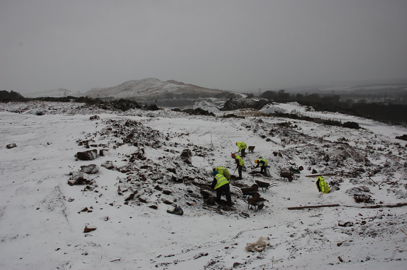 The excavation of Ravelrig palisaded settlement in January 2009