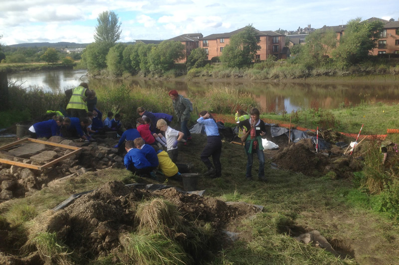 chool pupils from St Ninian's Primary School uncovering the medieval harbour of Cambuskenneth Abbey