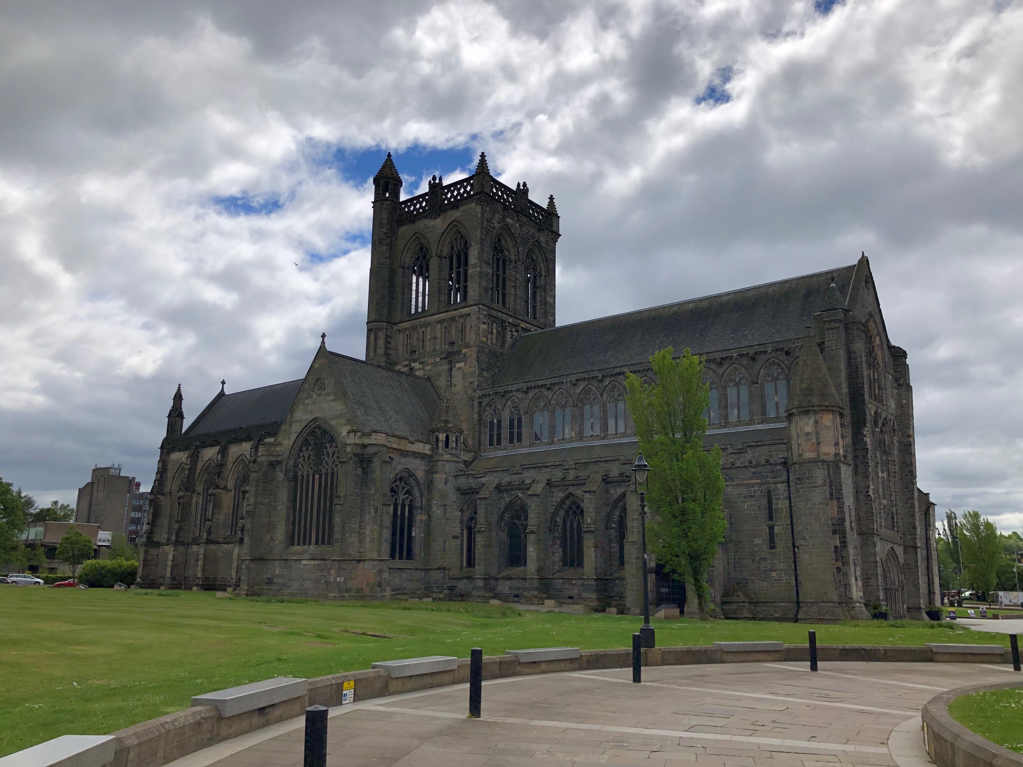 Unearthing the secrets of Paisley Abbey